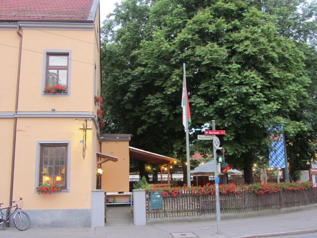 Zum Ochsen Hotel Stadtbergen Esterno foto